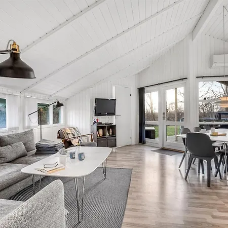 Bjart - 1-5km From The Sea In Lolland- Falster And Mon By Interhome * Boto By