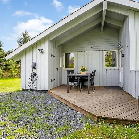 Bjart - 1-5km From The Sea In Lolland- Falster And Mon By Interhome